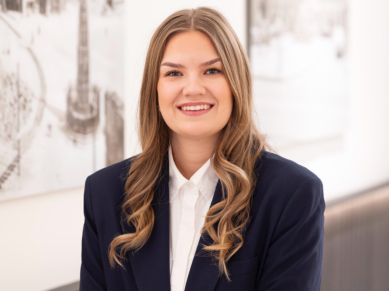 Portrait von Olivia Beyer, Immobilienmaklerin für Nürnberg